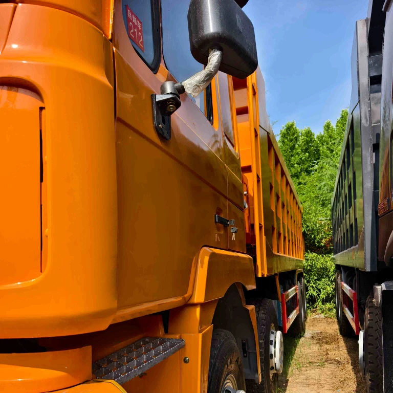 ShacmanTipperTruckCabSideandSteps ShacmanTipperTruckCabSideandSteps